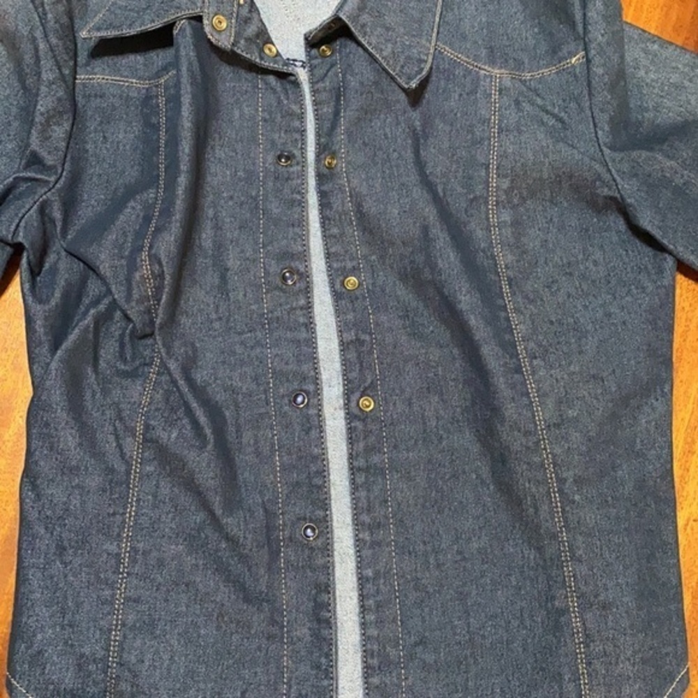 💚 Jean Jacket - Picture 3 of 6